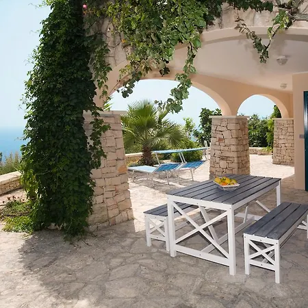 Le Terrazze Pool Villa